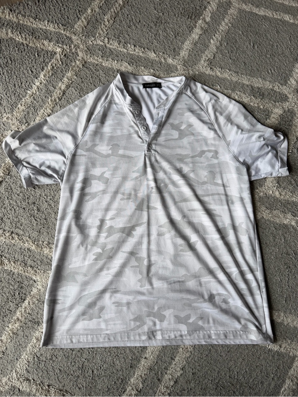 Tavik Men's Light Gray Camo Henley Polo